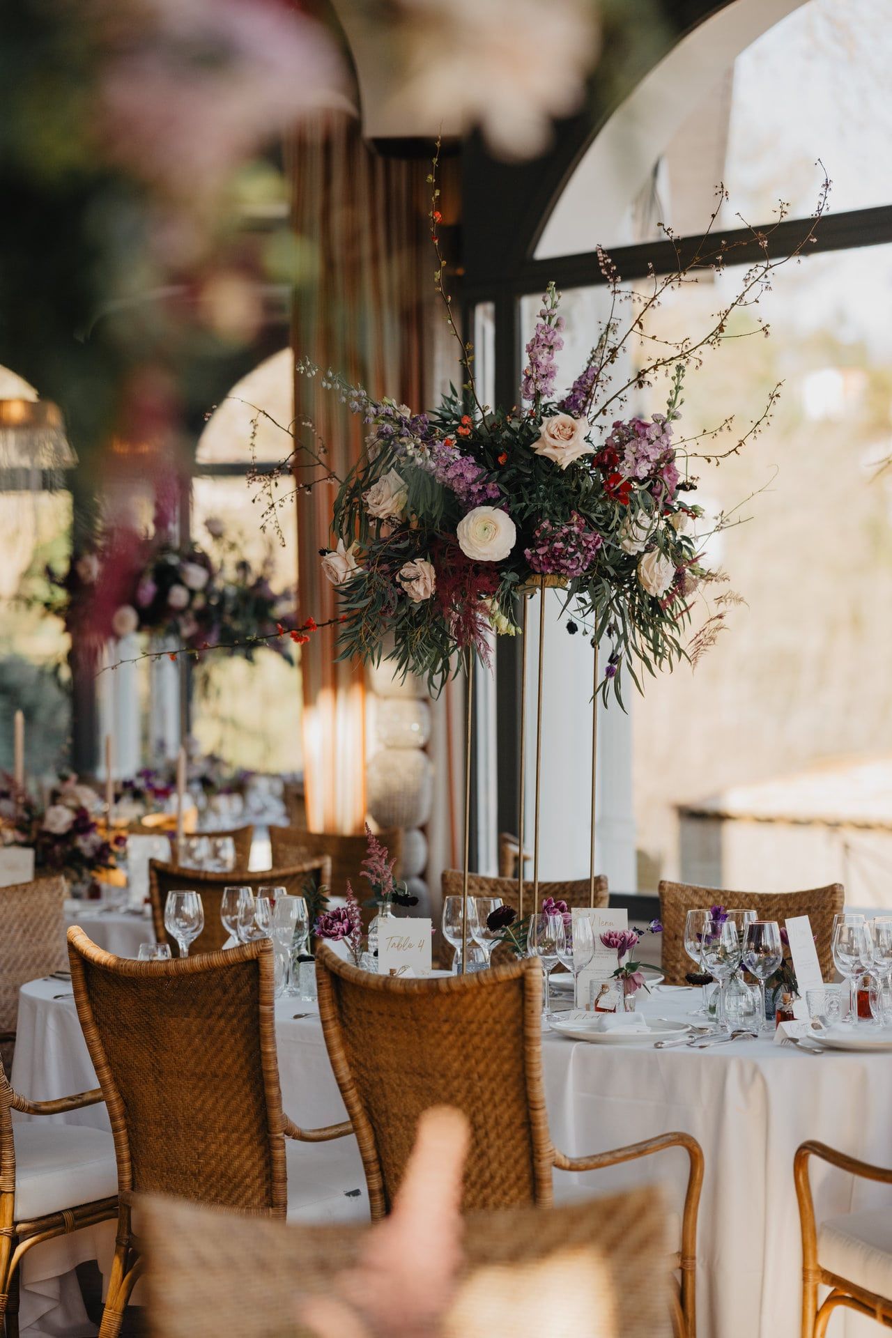 Instant d’Exception est spécialisée dans l’organisation de mariages, d’événements privés et d’événements professionnels sur-mesure. Grâce à ses agences implantées dans différentes régions de France, l’agence accompagne les particuliers comme les entreprises dans la conception, la planification et la coordination de leurs projets, avec une approche élégante, rigoureuse et personnalisée. De la recherche du lieu à la sélection des prestataires, en passant par la scénographie, la gestion du budget, le planning,